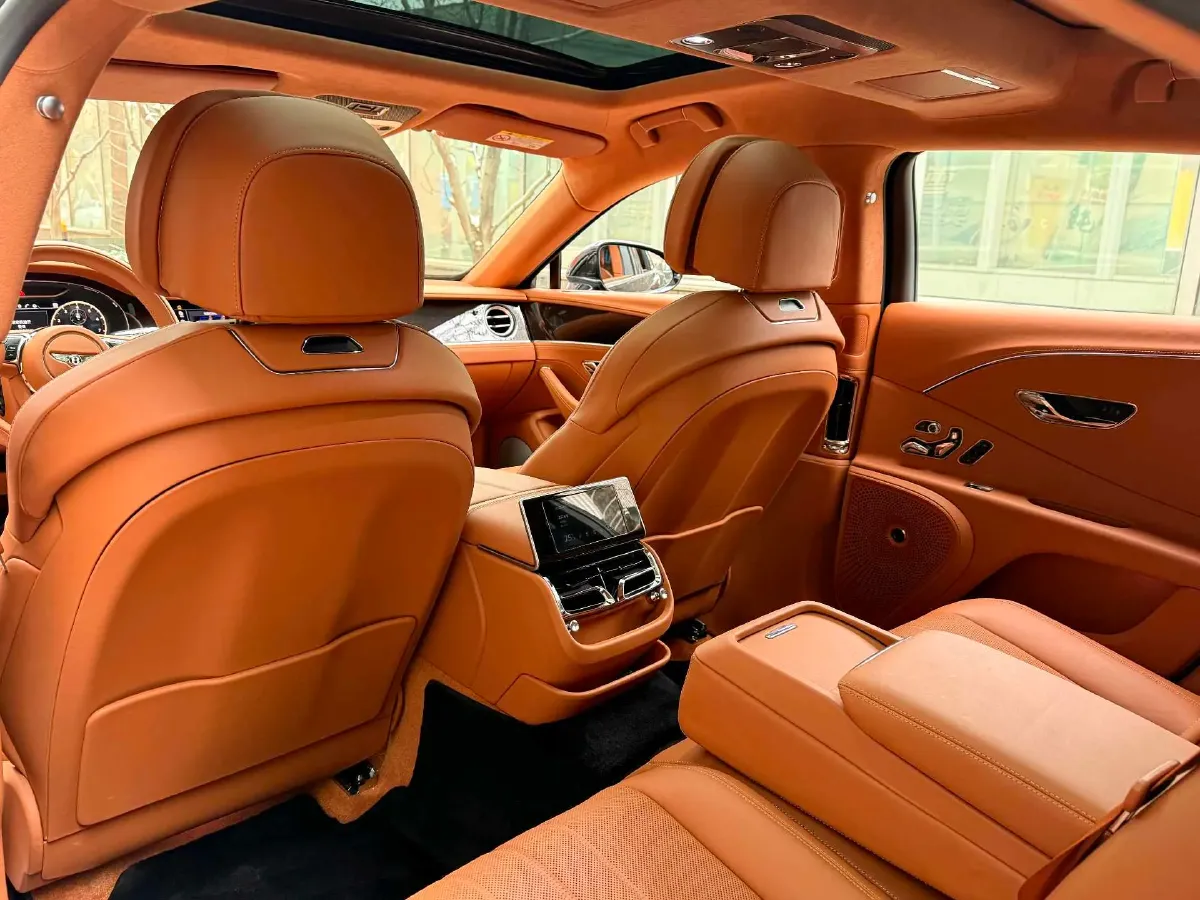 2022 Bentley Flying Spur 4.0T 550HP V8 8DCT,autocango,china used car exporter,china ev exporter,chinese used car exporter,chinese used ev exporter