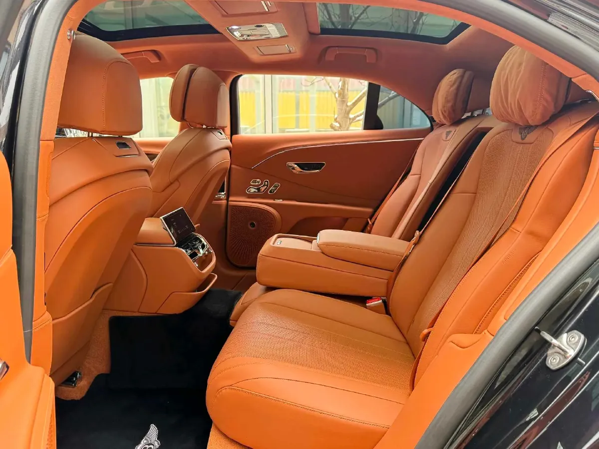 2022 Bentley Flying Spur 4.0T 550HP V8 8DCT,autocango,china used car exporter,china ev exporter,chinese used car exporter,chinese used ev exporter