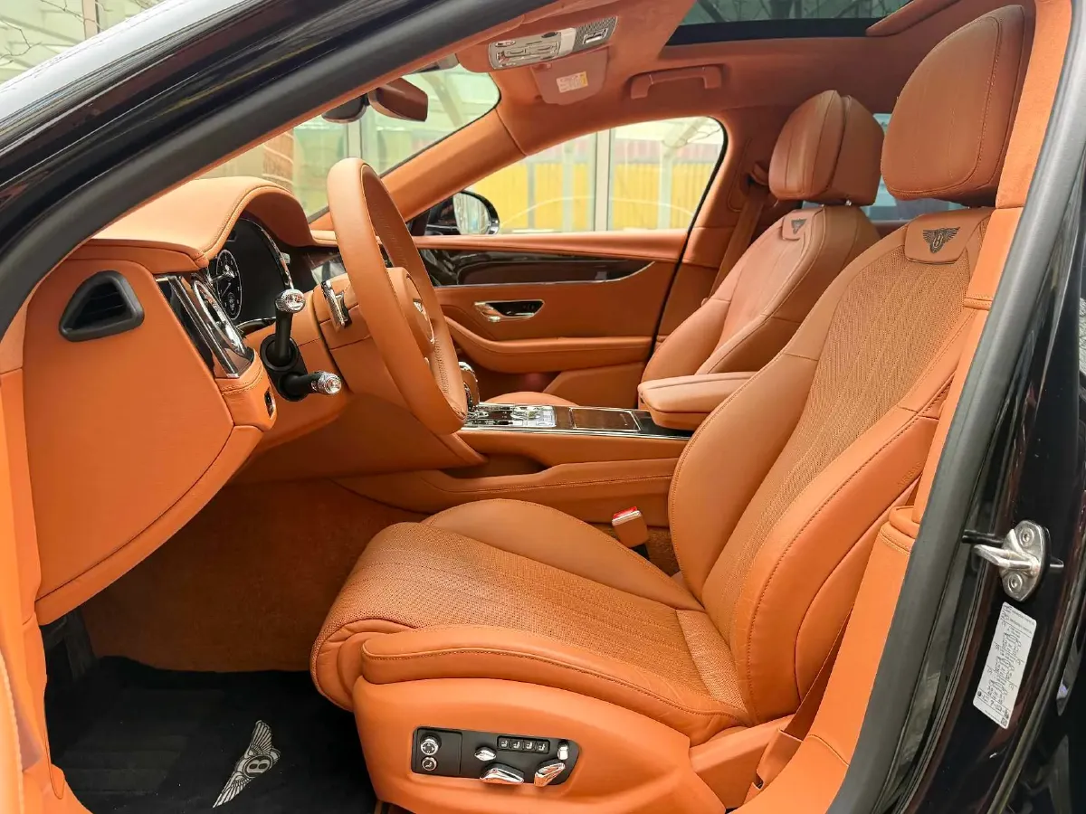 2022 Bentley Flying Spur 4.0T 550HP V8 8DCT,autocango,china used car exporter,china ev exporter,chinese used car exporter,chinese used ev exporter