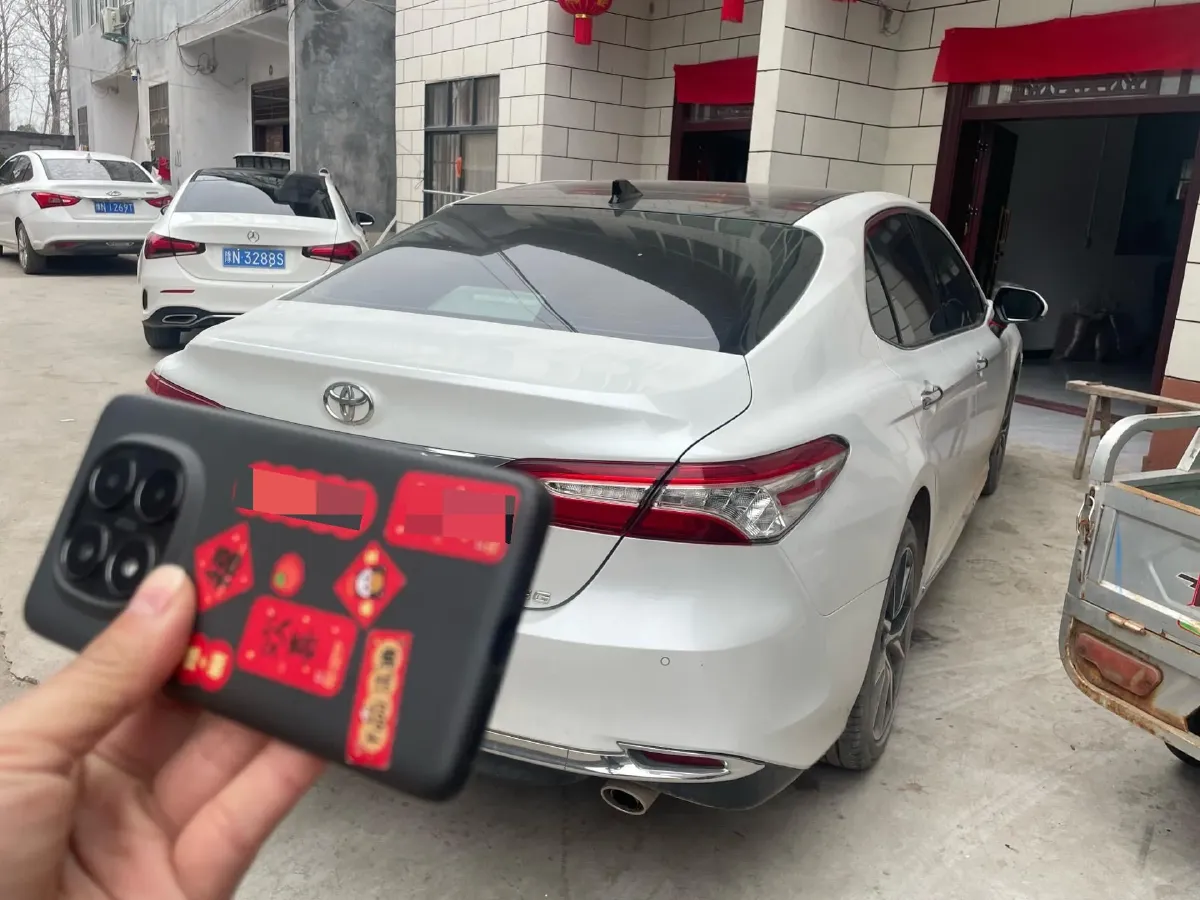 2023 Toyota Camry 2.5L 207HP L4 8AT,autocango,china used car exporter,china ev exporter,chinese used car exporter,chinese used ev exporter