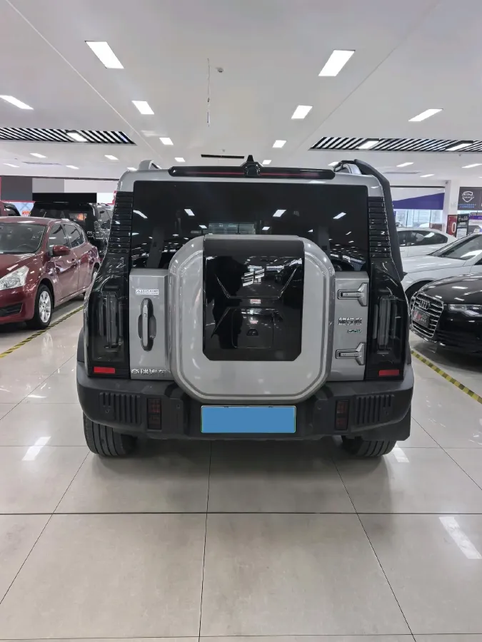 2024 Jetour ShanHai TravellerC-DM 1.5T 156HP L4 3DHT PHEV 43.24KWH,autocango,china used car exporter,china ev exporter,chinese used car exporter,chinese used ev exporter