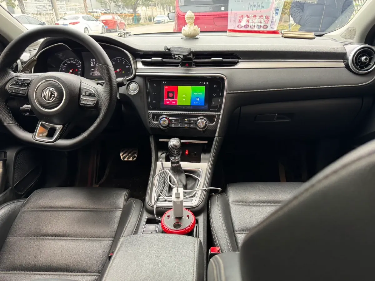 2019 MAXUS XinTu V80 2.5T 136HP L4 6AMT,autocango,china used car exporter,china ev exporter,chinese used car exporter,chinese used ev exporter