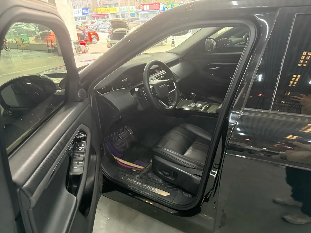 2022 Land Rover Range Rover Evoque 2.0T 200HP L4 9AT,autocango,china used car exporter,china ev exporter,chinese used car exporter,chinese used ev exporter