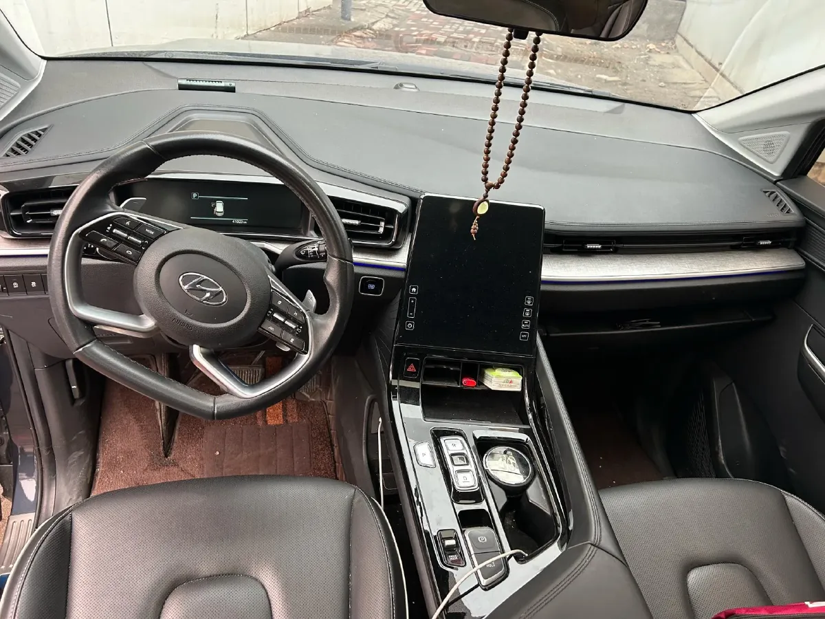 2021 Hyundai Custo 2.0T 236HP L4 8AT,autocango,china used car exporter,china ev exporter,chinese used car exporter,chinese used ev exporter