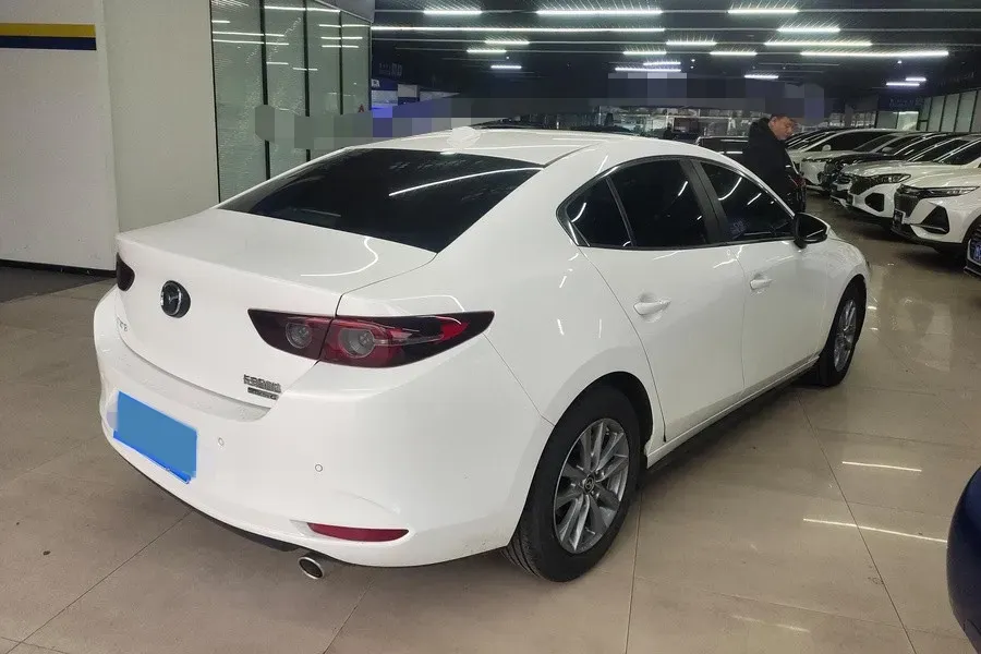 2022 Mazda 3 Axela 2.0L 158HP L4 6AT,autocango,china used car exporter,china ev exporter,chinese used car exporter,chinese used ev exporter