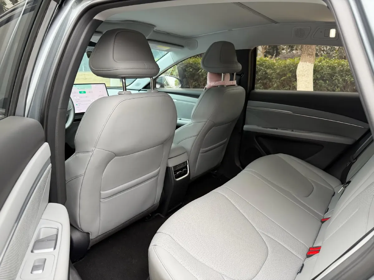 2024 Xpeng MONA M03 BEV 62.2KWH,autocango,china used car exporter,china ev exporter,chinese used car exporter,chinese used ev exporter