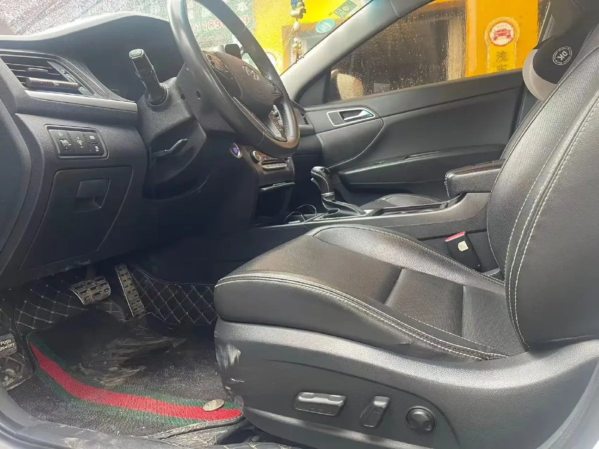 2017 Hyundai Mistra 1.6T 175HP L4 7DCT,autocango,china used car exporter,china ev exporter,chinese used car exporter,chinese used ev exporter