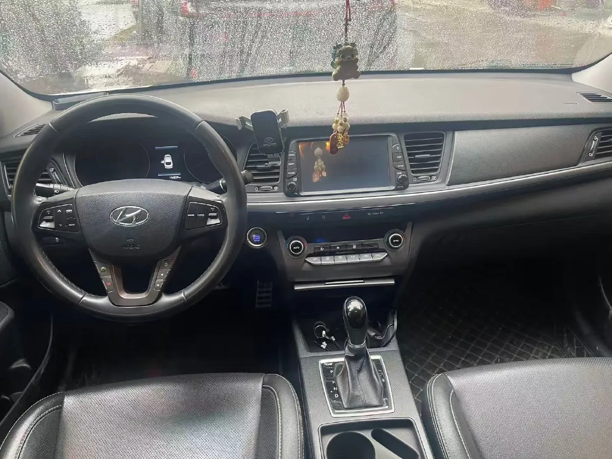 2017 Hyundai Mistra 1.6T 175HP L4 7DCT,autocango,china used car exporter,china ev exporter,chinese used car exporter,chinese used ev exporter