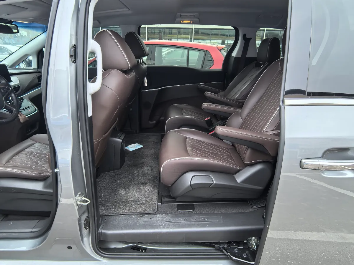 2022 Buick GL8 2.0T 237HP L4 9AT,autocango,china used car exporter,china ev exporter,chinese used car exporter,chinese used ev exporter