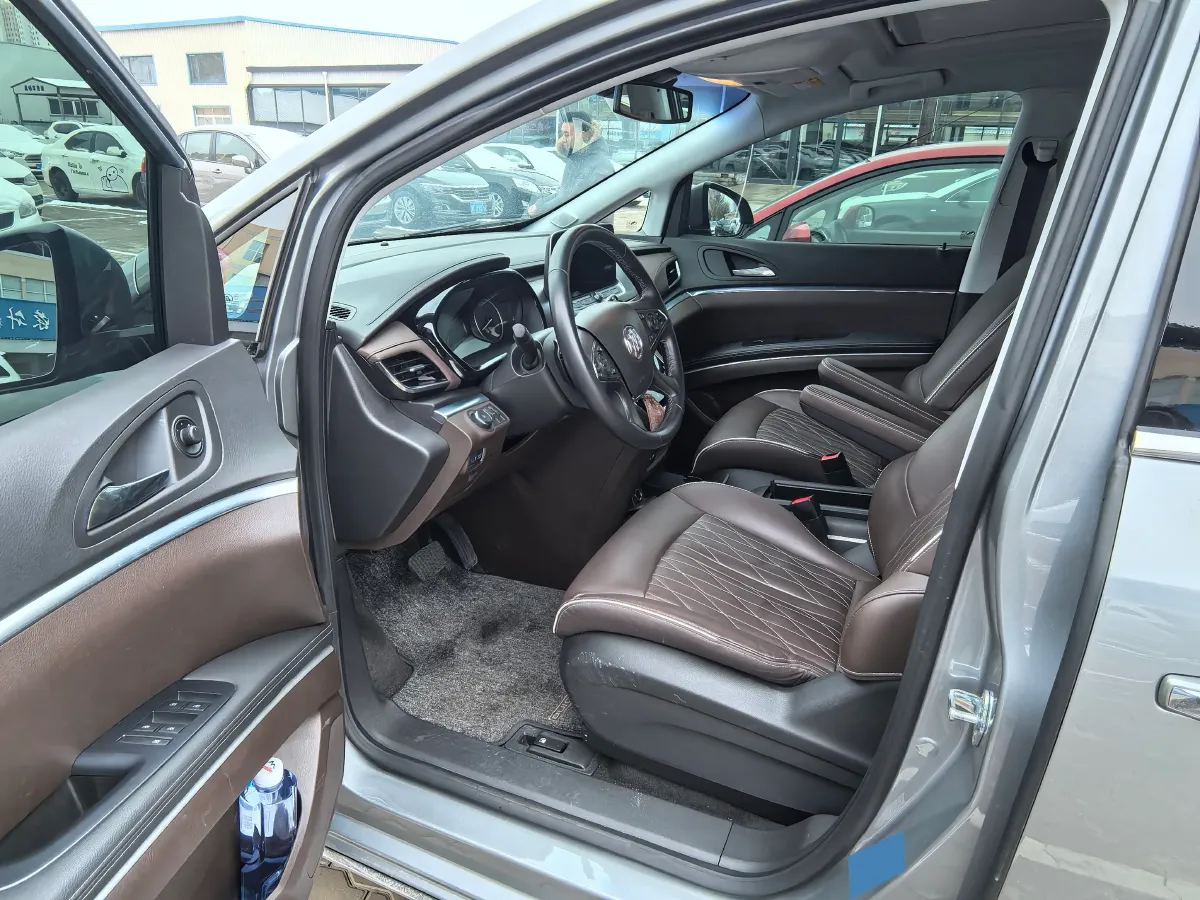 2022 Buick GL8 2.0T 237HP L4 9AT,autocango,china used car exporter,china ev exporter,chinese used car exporter,chinese used ev exporter