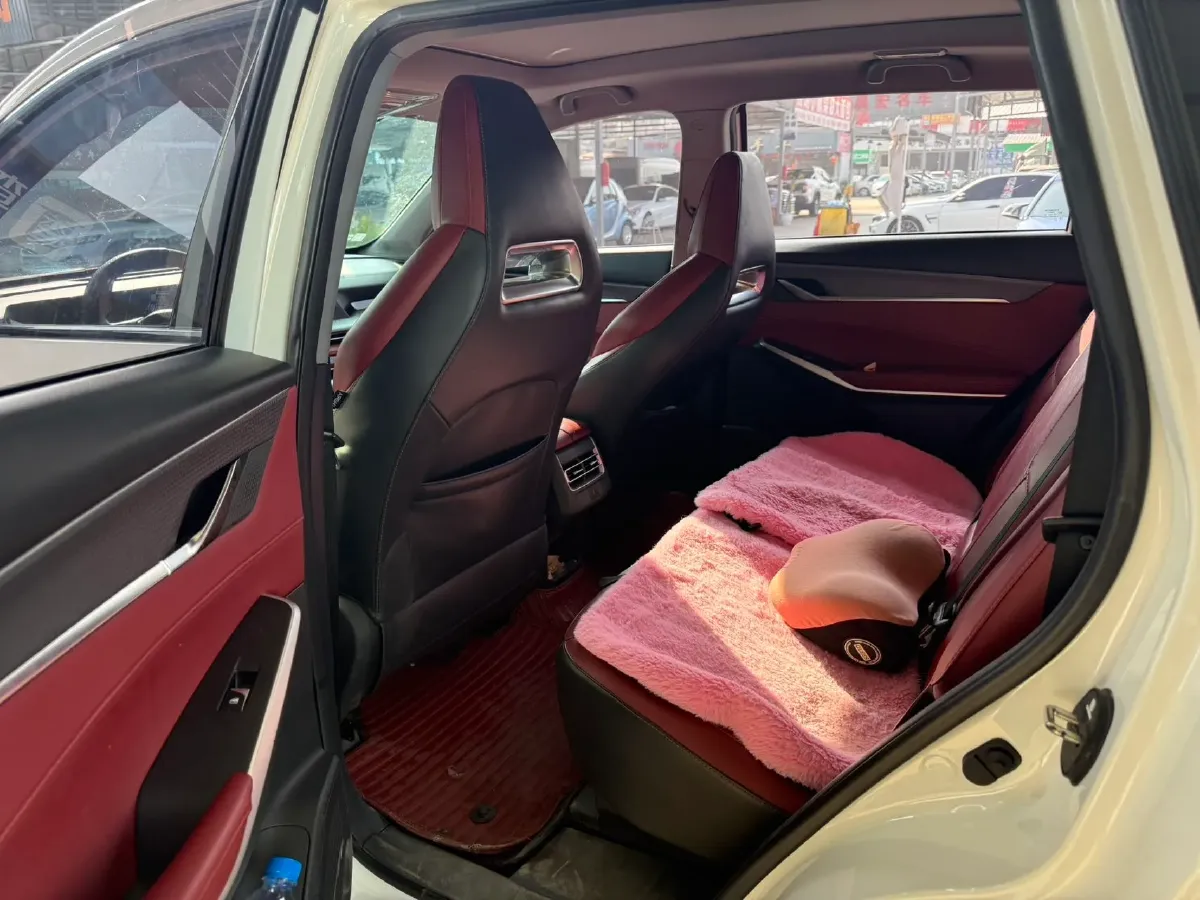 2022 ChangAn CS75 Plus 1.5T 188HP L4 8AT,autocango,china used car exporter,china ev exporter,chinese used car exporter,chinese used ev exporter