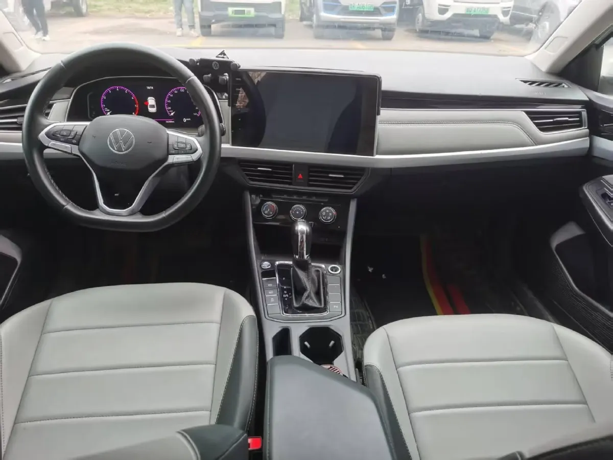 2023 Volkswagen Bora 1.2T 116HP L4 7DCT,autocango,china used car exporter,china ev exporter,chinese used car exporter,chinese used ev exporter