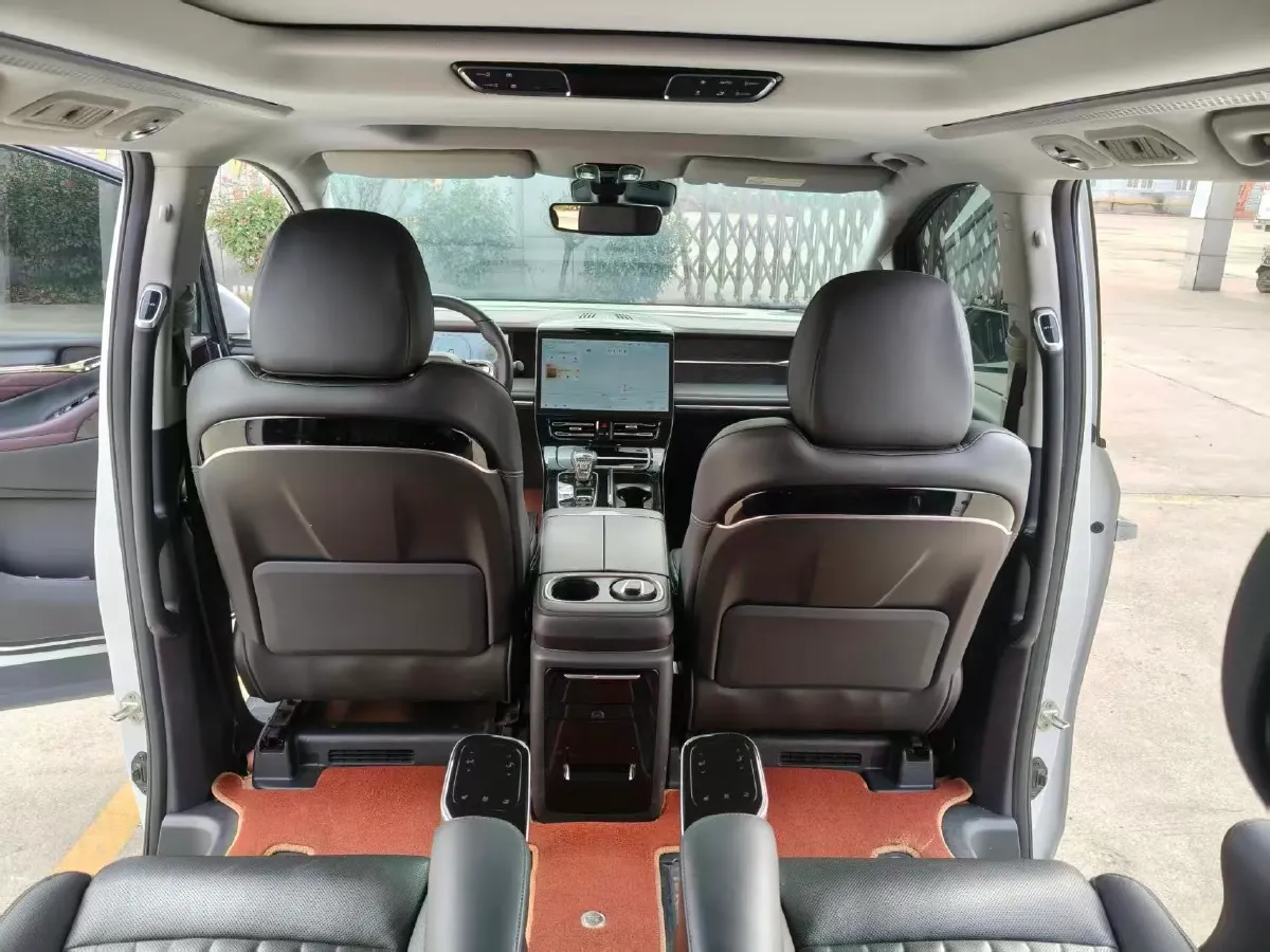 2024 GAC Trumpchi M8 2.0T 190HP L4 2DHT Hybrid,autocango,china used car exporter,china ev exporter,chinese used car exporter,chinese used ev exporter