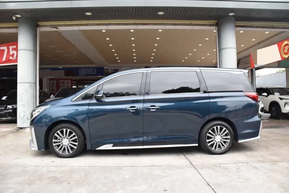 2021 GAC Trumpchi M8 2.0T 252HP L4 8AT,autocango,china used car exporter,china ev exporter,chinese used car exporter,chinese used ev exporter