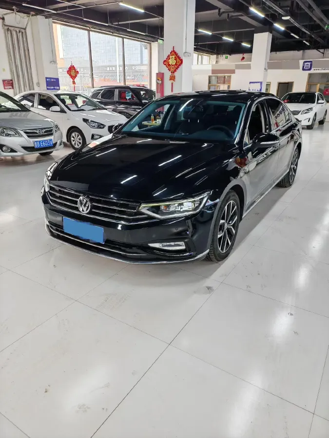 2020 Volkswagen Magotan 2.0T 186HP L4 7DCT,autocango,china used car exporter,china ev exporter,chinese used car exporter,chinese used ev exporter