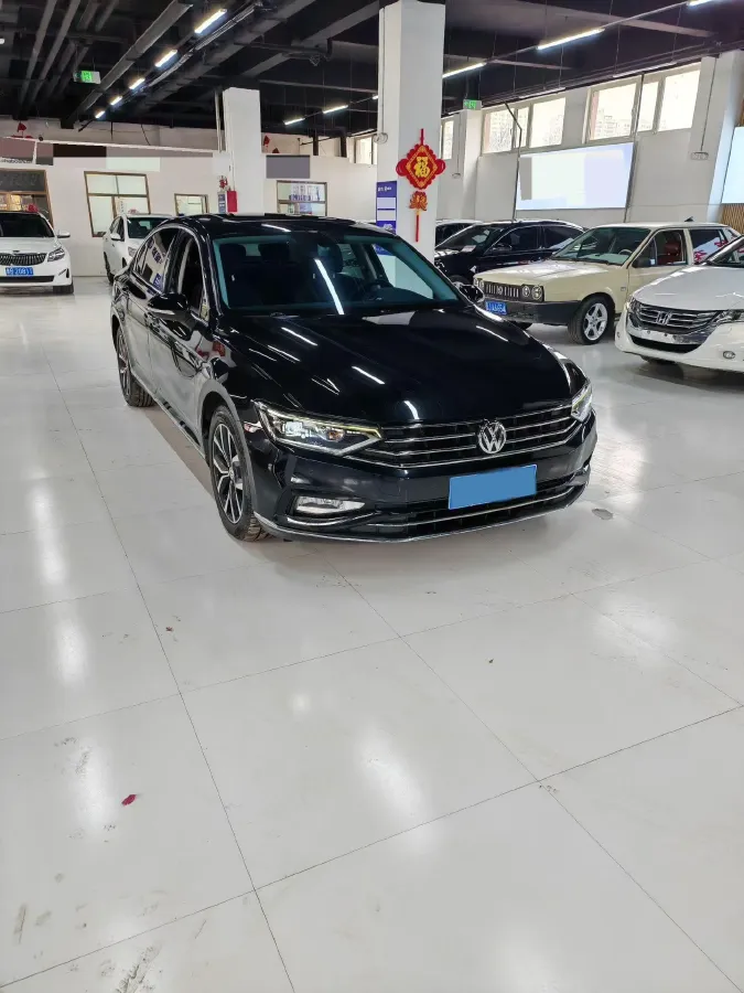 2020 Volkswagen Magotan 2.0T 186HP L4 7DCT,autocango,china used car exporter,china ev exporter,chinese used car exporter,chinese used ev exporter