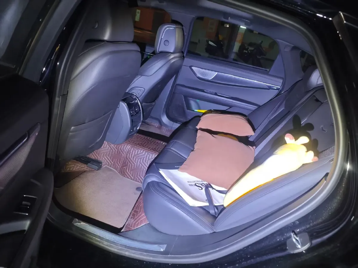 2023 Cadillac CT6 2.0T 237HP L4 10AT,autocango,china used car exporter,china ev exporter,chinese used car exporter,chinese used ev exporter