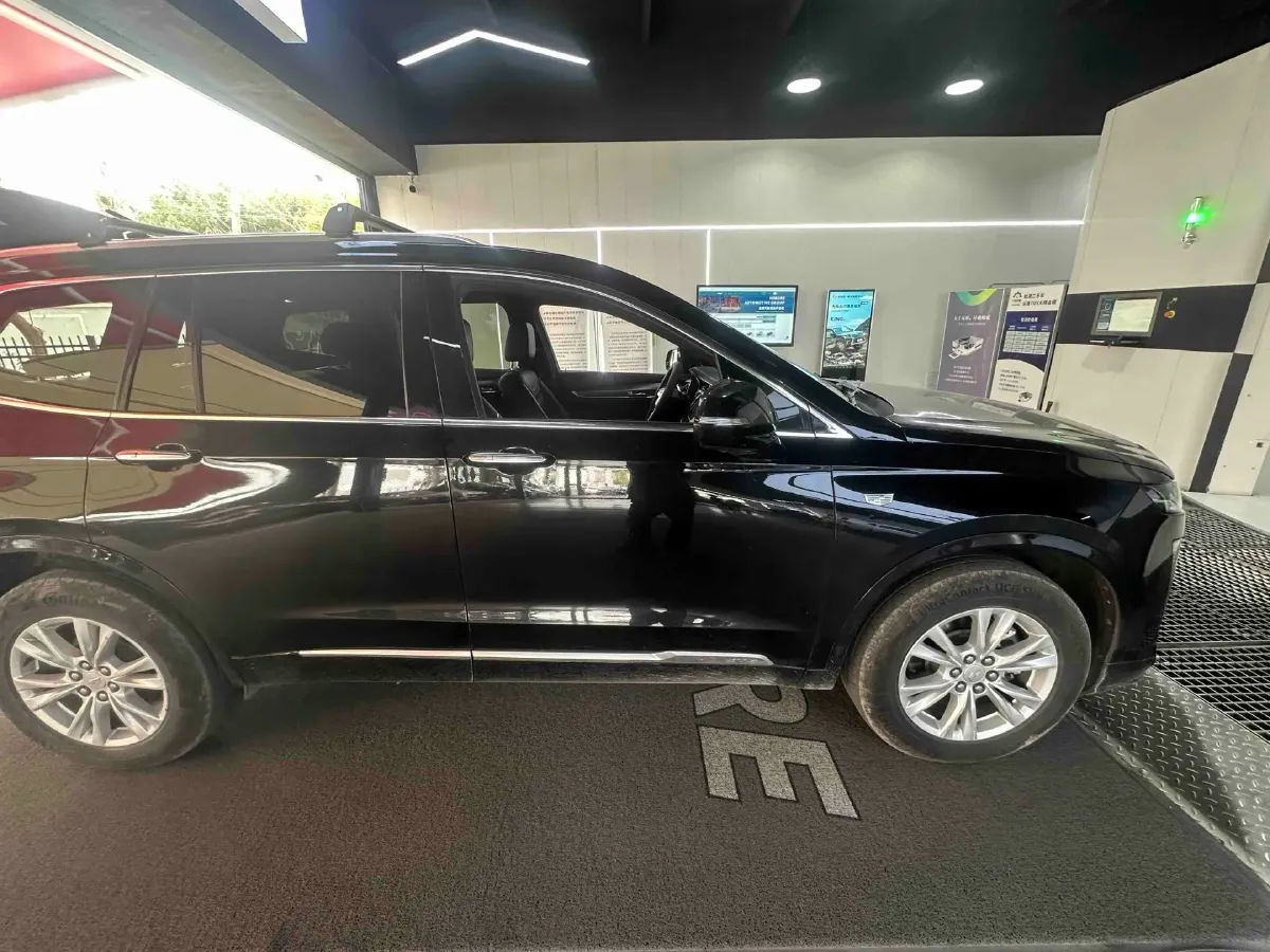 2021 Cadillac XT6 2.0T 237HP L4 9AT,autocango,china used car exporter,china ev exporter,chinese used car exporter,chinese used ev exporter