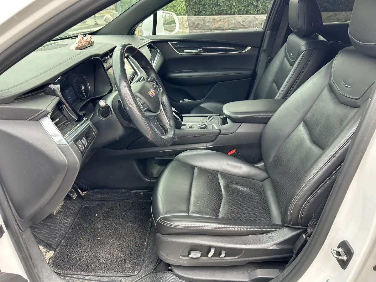 2020 Cadillac XT5 2.0T 241HP L4 9AT,autocango,china used car exporter,china ev exporter,chinese used car exporter,chinese used ev exporter