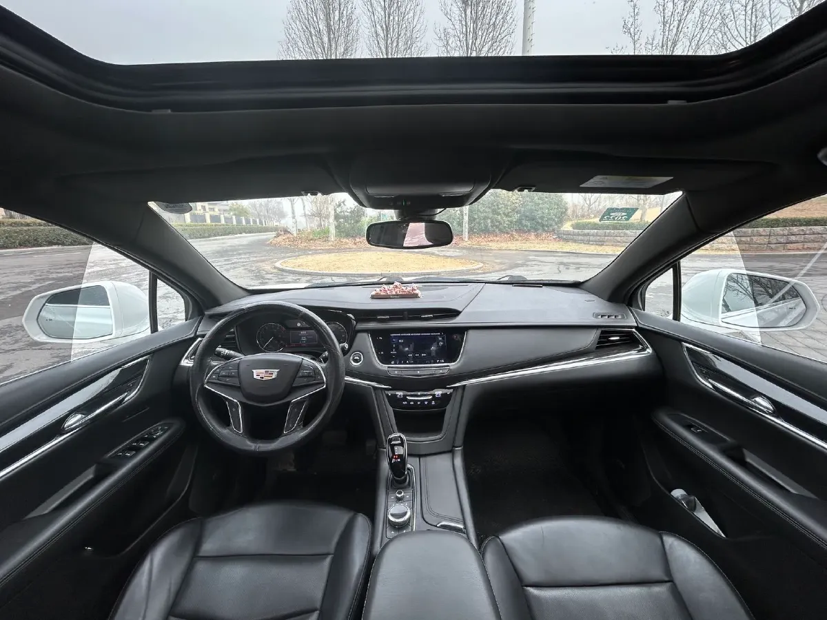 2020 Cadillac XT5 2.0T 241HP L4 9AT,autocango,china used car exporter,china ev exporter,chinese used car exporter,chinese used ev exporter