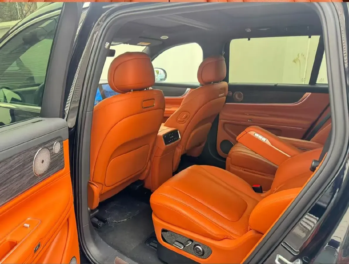 2024 AITO AITO M9 1.5T 152HP L4 REEV 42KWH,autocango,china used car exporter,china ev exporter,chinese used car exporter,chinese used ev exporter