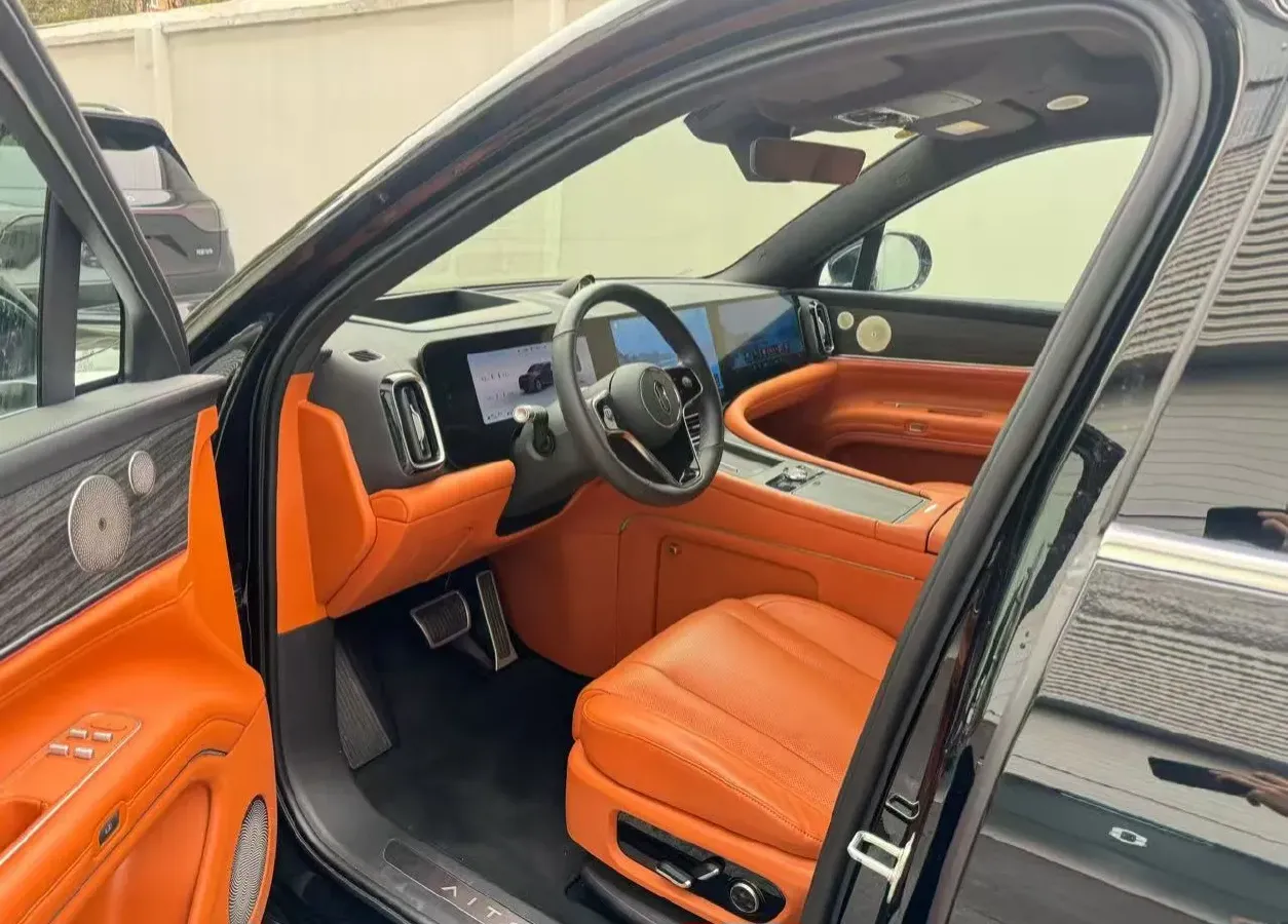 2024 AITO AITO M9 1.5T 152HP L4 REEV 42KWH,autocango,china used car exporter,china ev exporter,chinese used car exporter,chinese used ev exporter