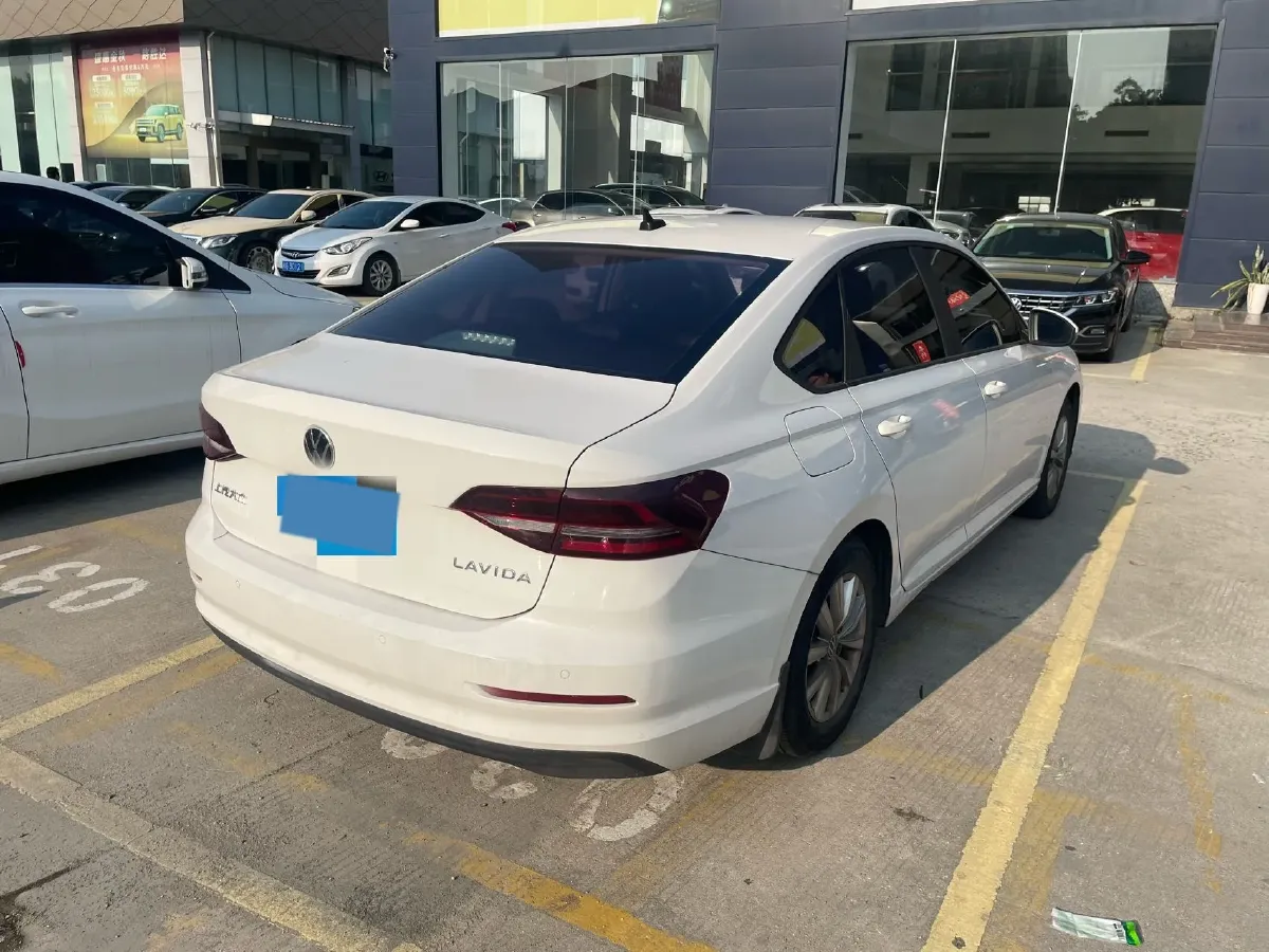 2021 Volkswagen Lavida 1.5L 113HP L4 6AT,autocango,china used car exporter,china ev exporter,chinese used car exporter,chinese used ev exporter