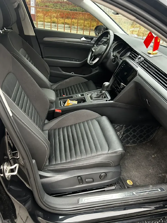 2020 Volkswagen Magotan 1.4T 150HP L4 7DCT,autocango,china used car exporter,china ev exporter,chinese used car exporter,chinese used ev exporter