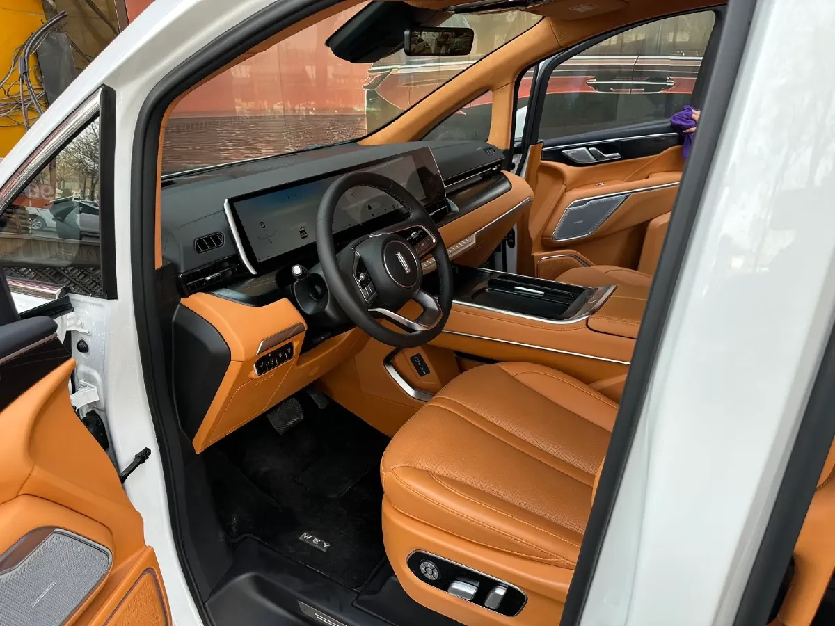 2024 Voyah ZhuiGuang 1.5T 136HP L4 PHEV 43KWH,autocango,china used car exporter,china ev exporter,chinese used car exporter,chinese used ev exporter