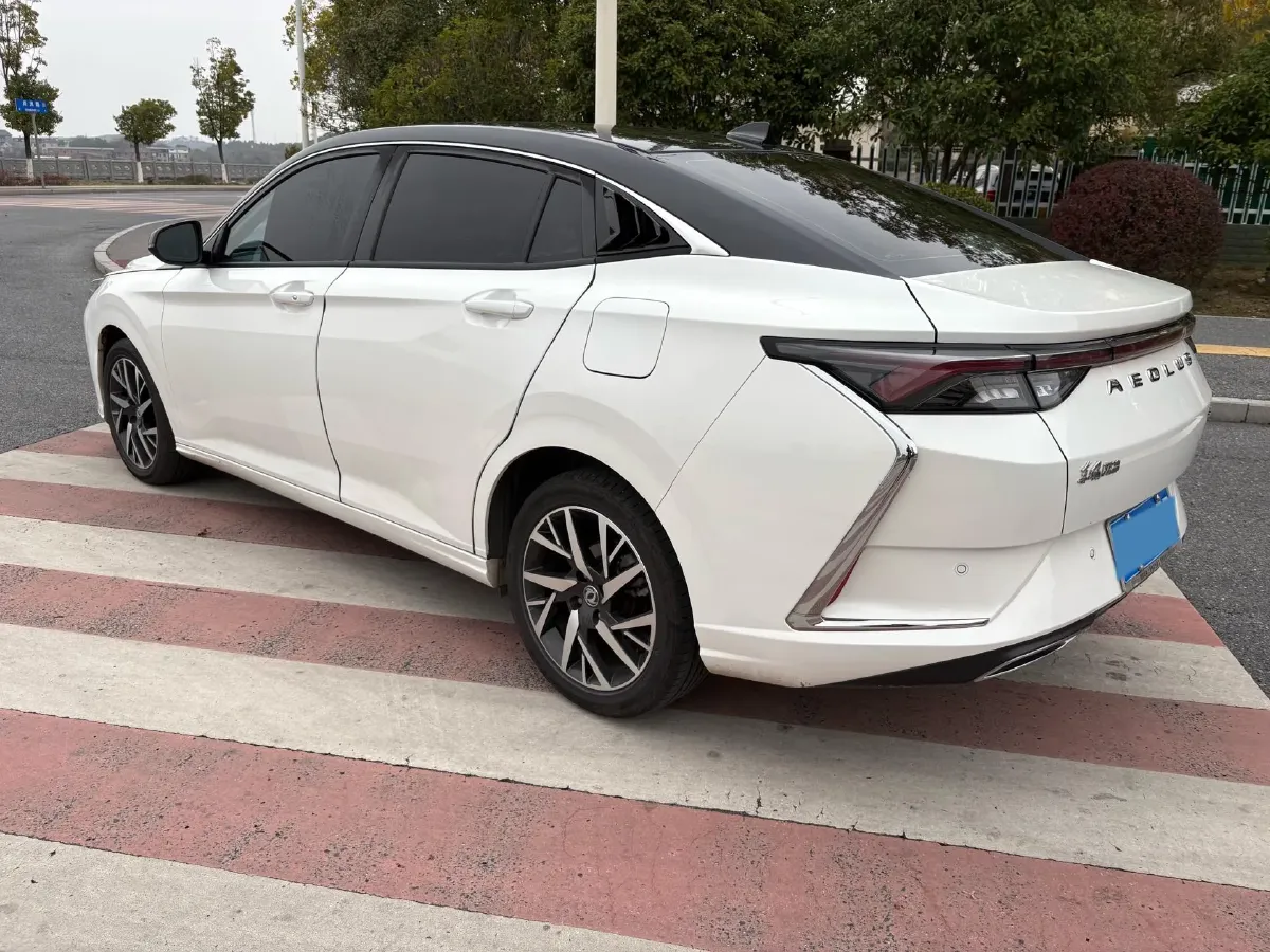 2020 DongFeng Aeolus YiXuan 1.5T 150HP L4 6DCT,autocango,china used car exporter,china ev exporter,chinese used car exporter,chinese used ev exporter
