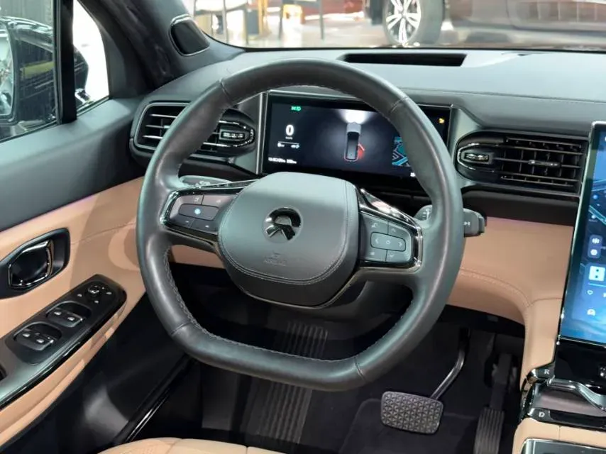 2020 NIO ES8 BEV 84KWH,autocango,china used car exporter,china ev exporter,chinese used car exporter,chinese used ev exporter