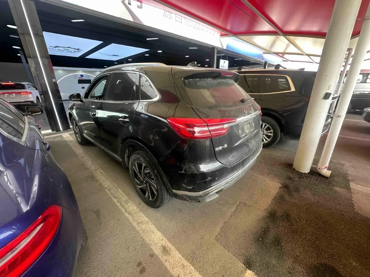 2022 HongQi HS5 2.0T 224HP L4 6AT,autocango,china used car exporter,china ev exporter,chinese used car exporter,chinese used ev exporter