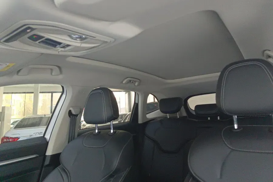 2022 Haval H6 1.5T 184HP L4 7DCT,autocango,china used car exporter,china ev exporter,chinese used car exporter,chinese used ev exporter