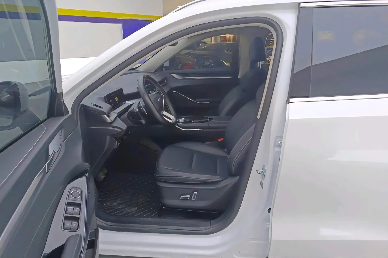 2022 Haval H6 1.5T 184HP L4 7DCT,autocango,china used car exporter,china ev exporter,chinese used car exporter,chinese used ev exporter