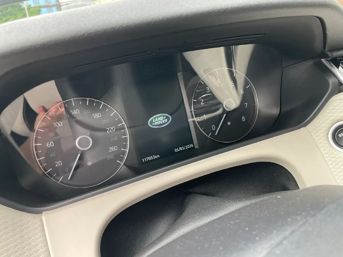 2018 Land Rover Range Rover Velar 2.0T 300HP L4 8AT,autocango,china used car exporter,china ev exporter,chinese used car exporter,chinese used ev exporter