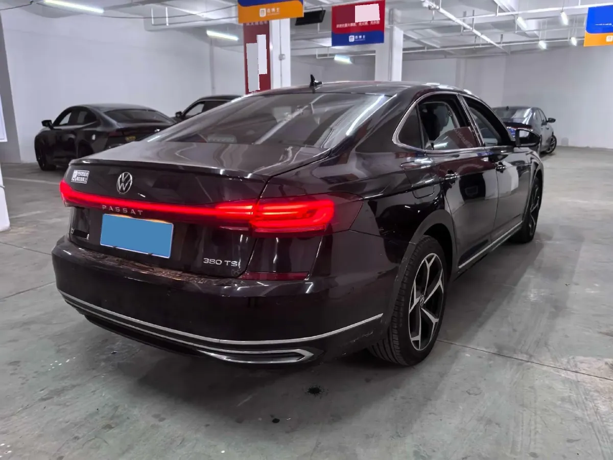 2024 Volkswagen Passat 2.0T 220HP L4 7DCT,autocango,china used car exporter,china ev exporter,chinese used car exporter,chinese used ev exporter