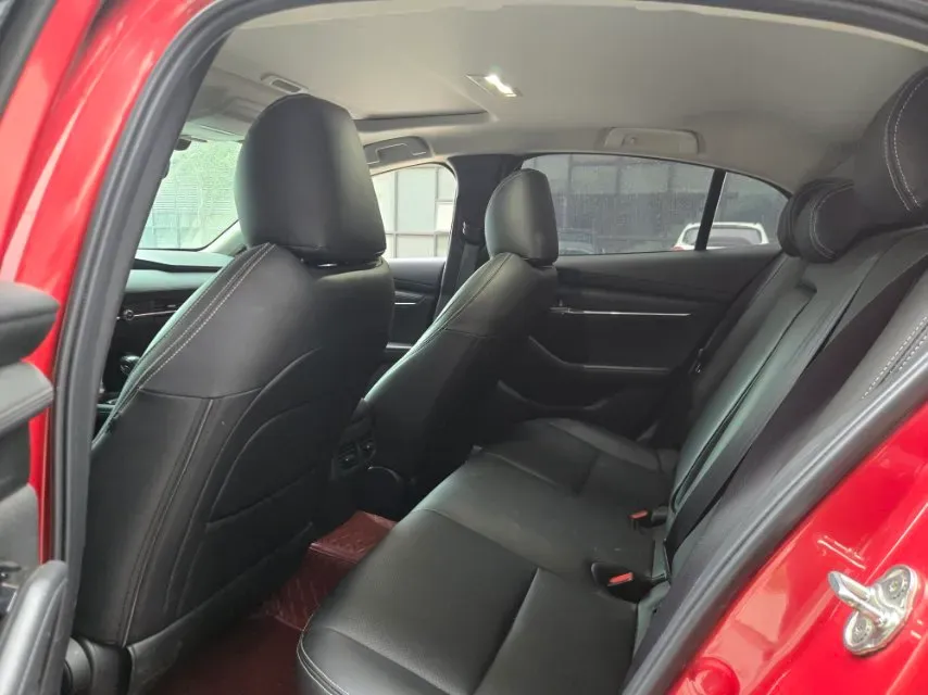 2022 Mazda 3 Axela 2.0L 158HP L4 6AT,autocango,china used car exporter,china ev exporter,chinese used car exporter,chinese used ev exporter