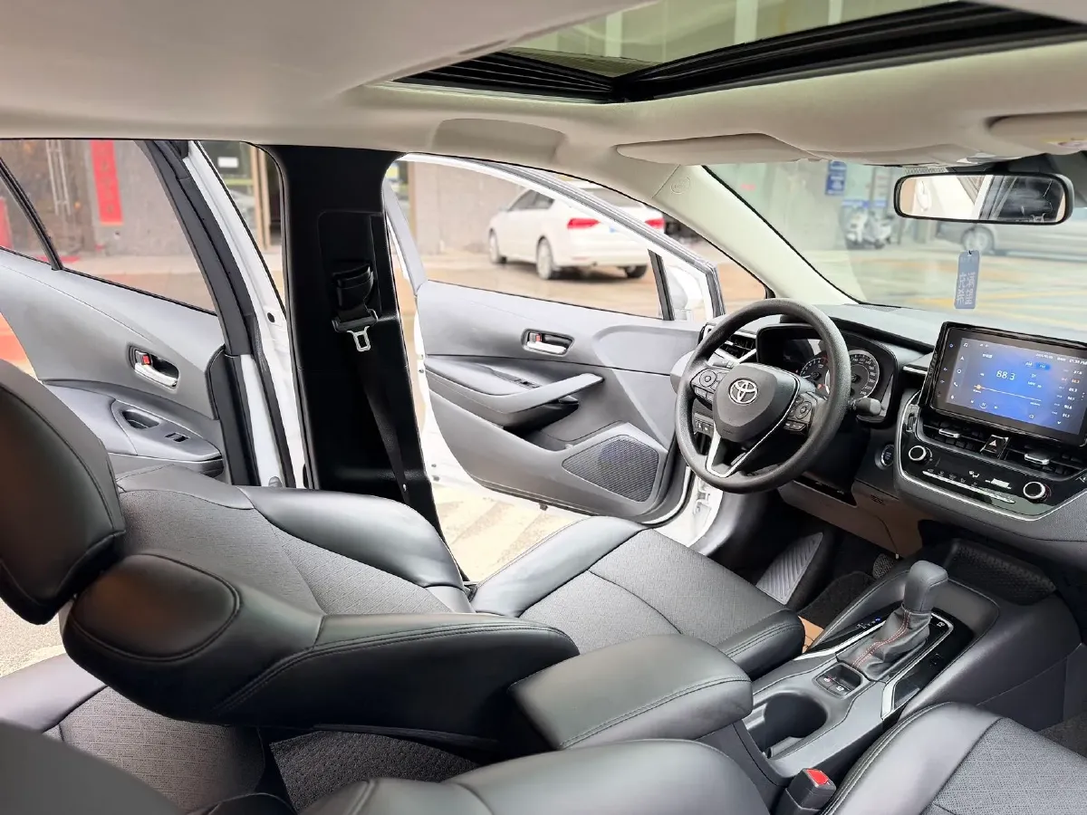 2021 Toyota Corolla 1.2T 116HP L4 CVT,autocango,china used car exporter,china ev exporter,chinese used car exporter,chinese used ev exporter