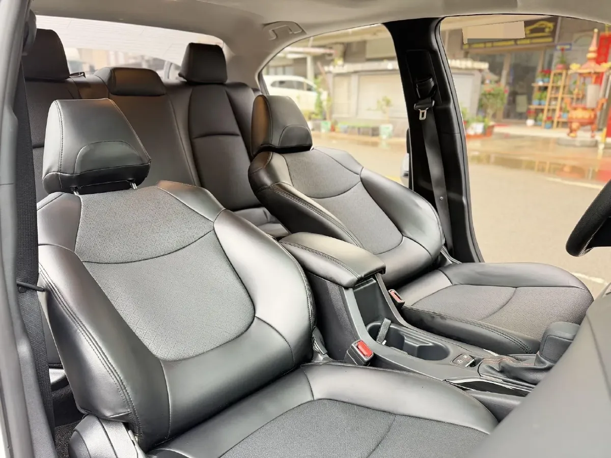 2021 Toyota Corolla 1.2T 116HP L4 CVT,autocango,china used car exporter,china ev exporter,chinese used car exporter,chinese used ev exporter