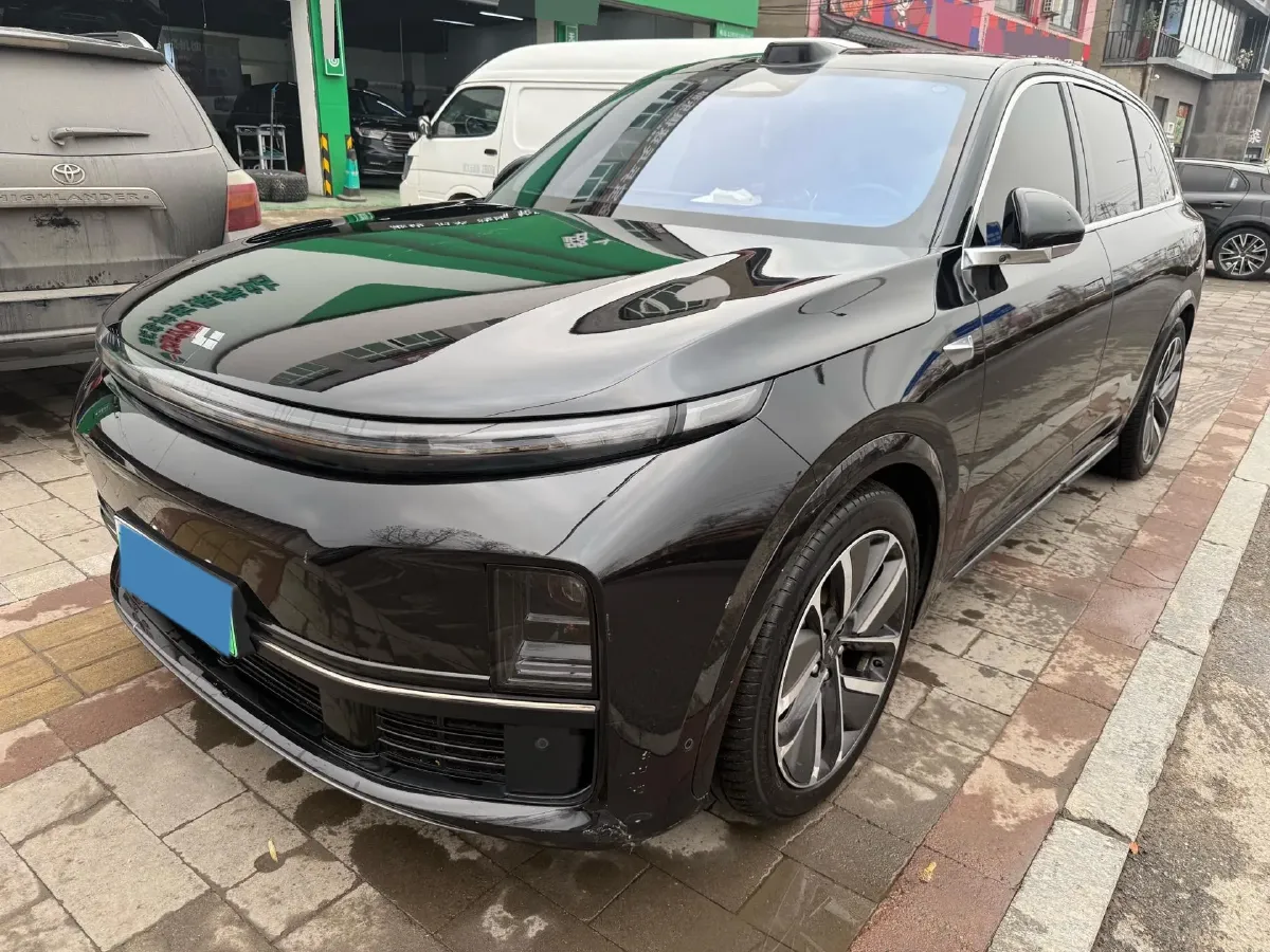 2023 Li L7 Range Extended 154HP REEV 40.9KWH,autocango,china used car exporter,china ev exporter,chinese used car exporter,chinese used ev exporter