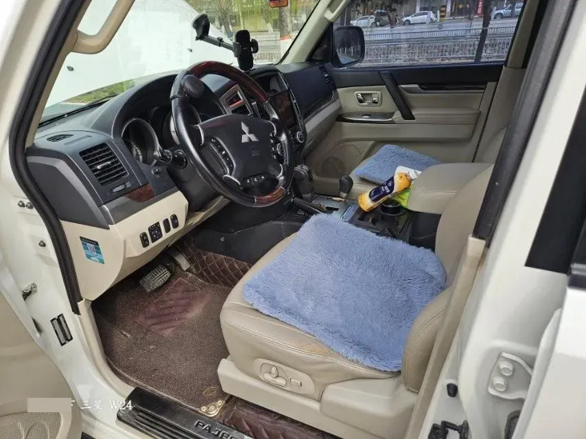 2017 Honda Jade 1.8L 141HP L4 5AT,autocango,china used car exporter,china ev exporter,chinese used car exporter,chinese used ev exporter