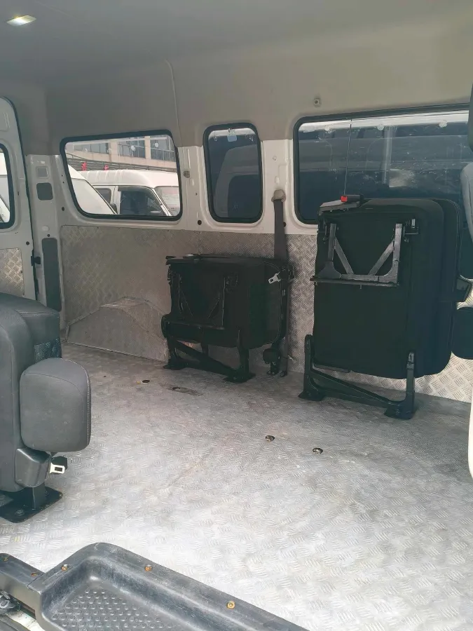 2023 MAXUS Interstellar 2.0T 143HP L4 6MT,autocango,china used car exporter,china ev exporter,chinese used car exporter,chinese used ev exporter