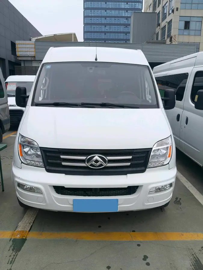 2023 MAXUS Interstellar 2.0T 143HP L4 6MT,autocango,china used car exporter,china ev exporter,chinese used car exporter,chinese used ev exporter
