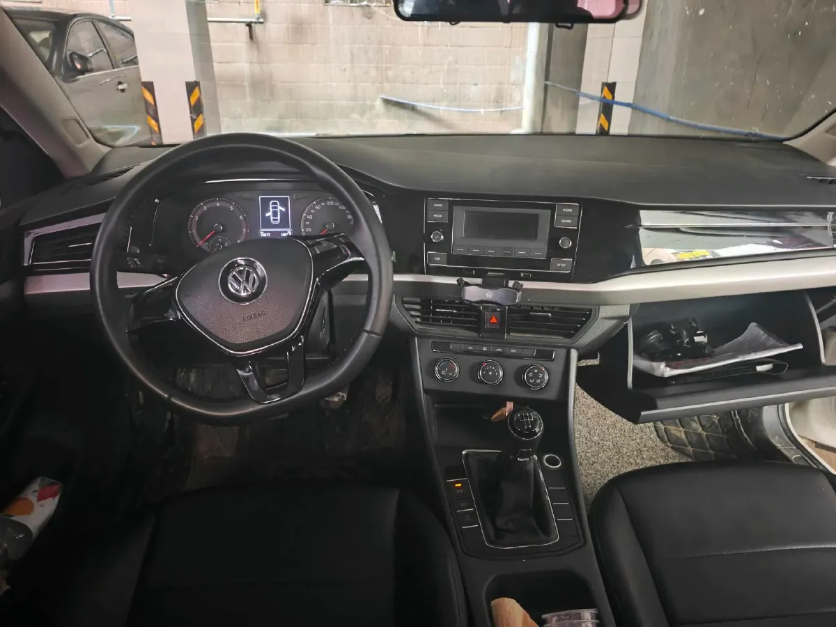 2019 MAXUS XinTu V80 2.5T 136HP L4 6MT,autocango,china used car exporter,china ev exporter,chinese used car exporter,chinese used ev exporter