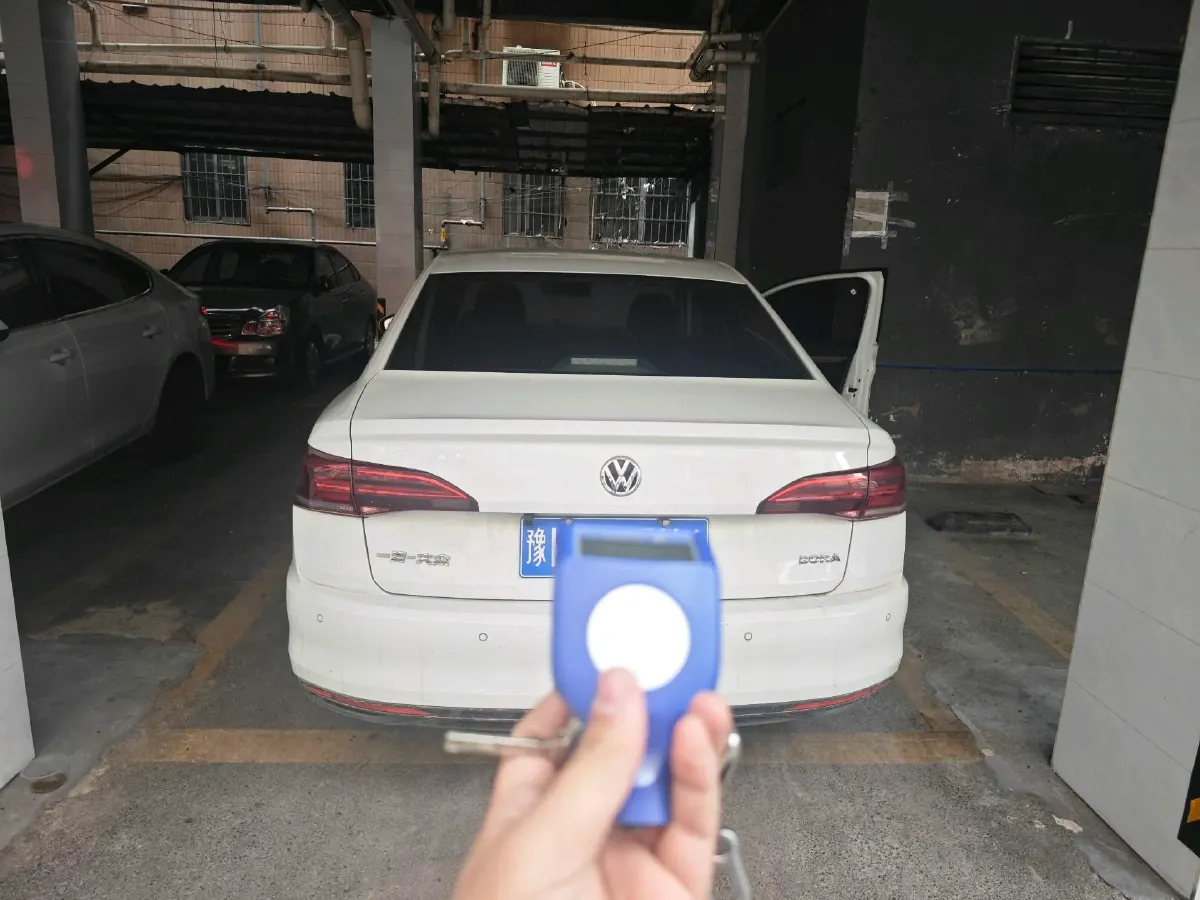 2019 MAXUS XinTu V80 2.5T 136HP L4 6MT,autocango,china used car exporter,china ev exporter,chinese used car exporter,chinese used ev exporter