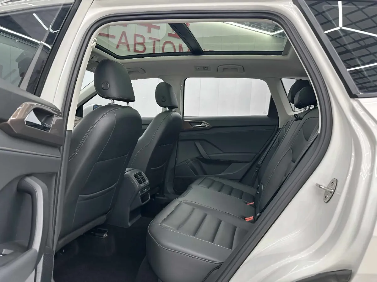 2022 Volkswagen Tharu 1.4T 150HP L4 7DCT,autocango,china used car exporter,china ev exporter,chinese used car exporter,chinese used ev exporter