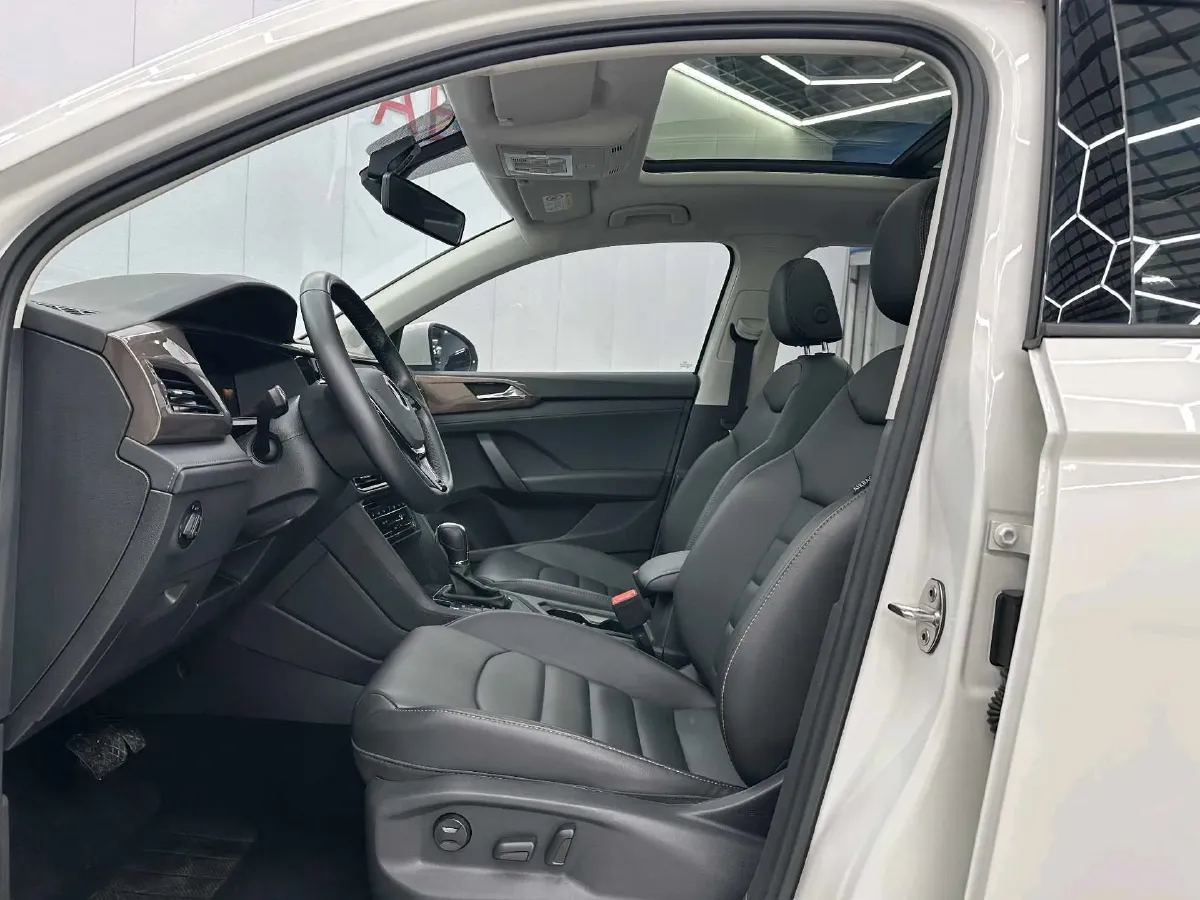 2022 Volkswagen Tharu 1.4T 150HP L4 7DCT,autocango,china used car exporter,china ev exporter,chinese used car exporter,chinese used ev exporter