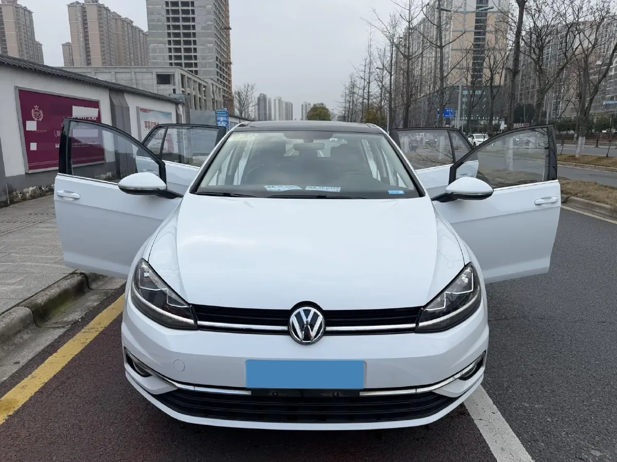 2018 Volkswagen Golf 1.4T 131HP L4 7DCT,autocango,china used car exporter,china ev exporter,chinese used car exporter,chinese used ev exporter