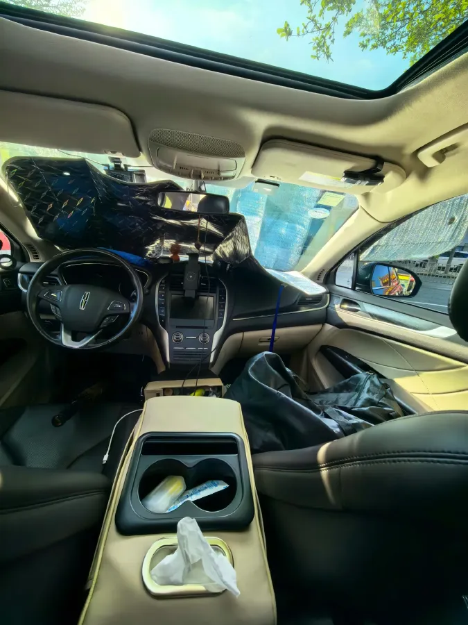 2019 Lincoln MKC 2.0T 203HP L4 6AT,autocango,china used car exporter,china ev exporter,chinese used car exporter,chinese used ev exporter