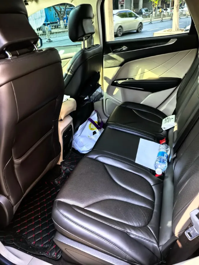 2019 Lincoln MKC 2.0T 203HP L4 6AT,autocango,china used car exporter,china ev exporter,chinese used car exporter,chinese used ev exporter